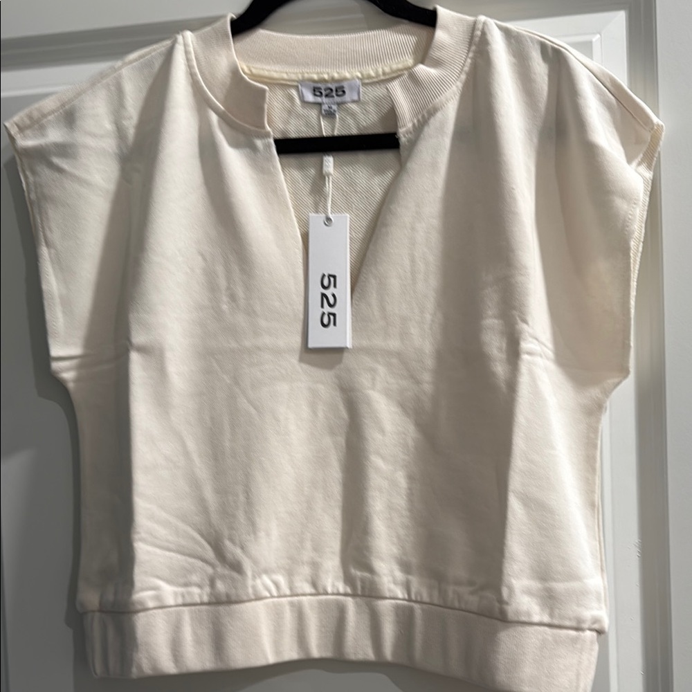 ‼️NOT FOR SALE NWT 525 America Women's Off-White Sweatshirt